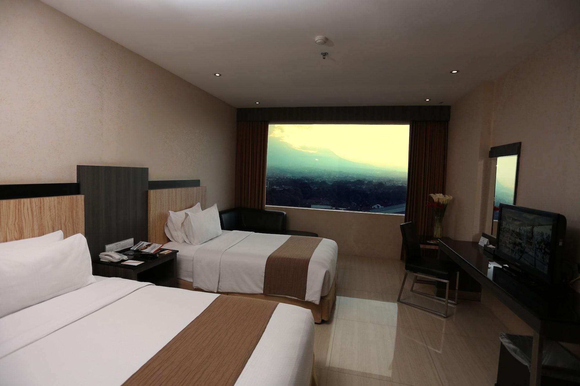 Aria Gajayana Hotel Malang Buitenkant foto