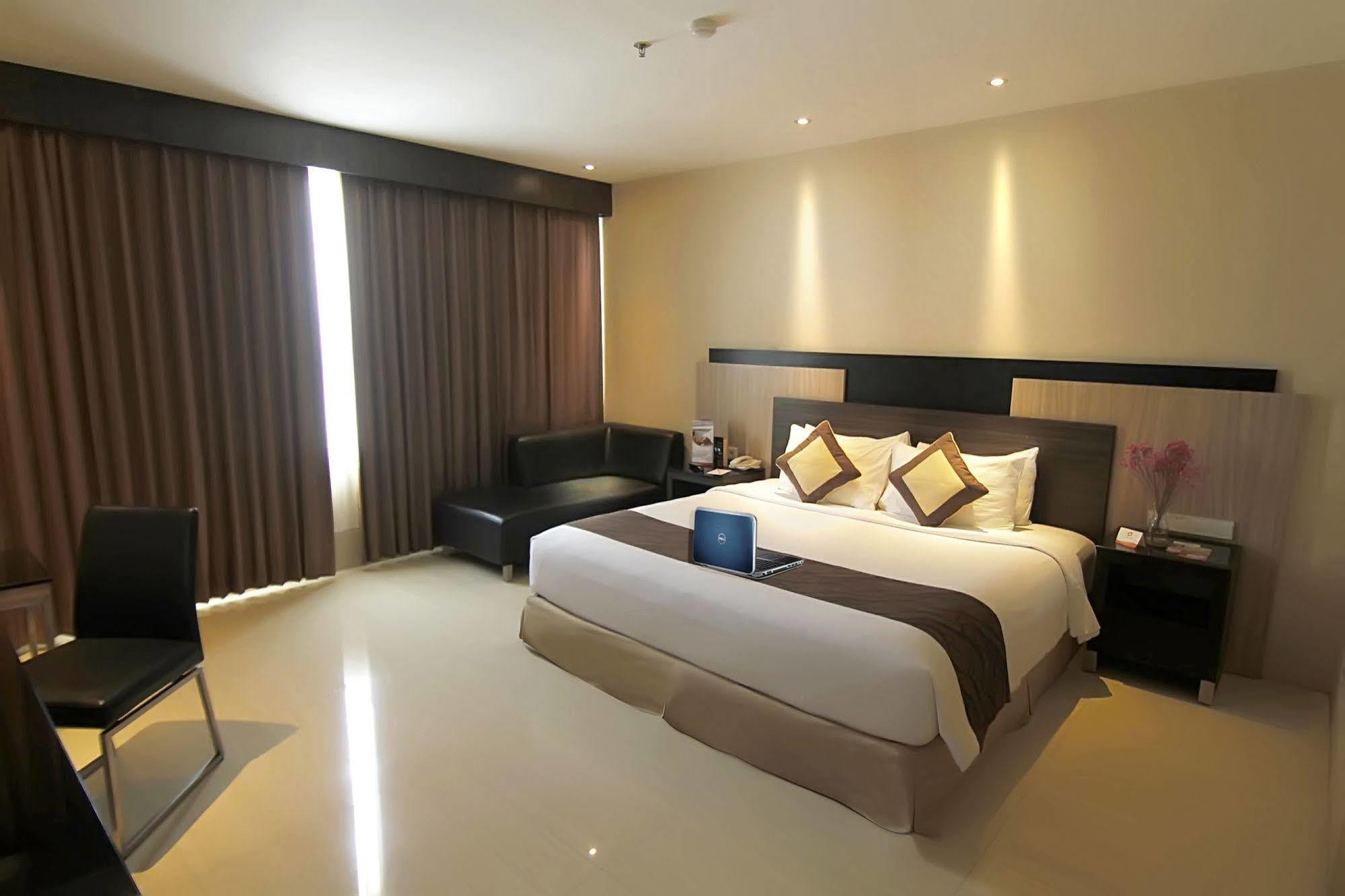 Aria Gajayana Hotel Malang Buitenkant foto